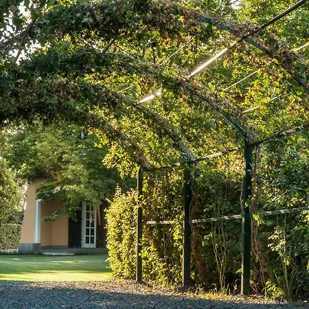 Agroturismo Tenuta La Meirana Gavi